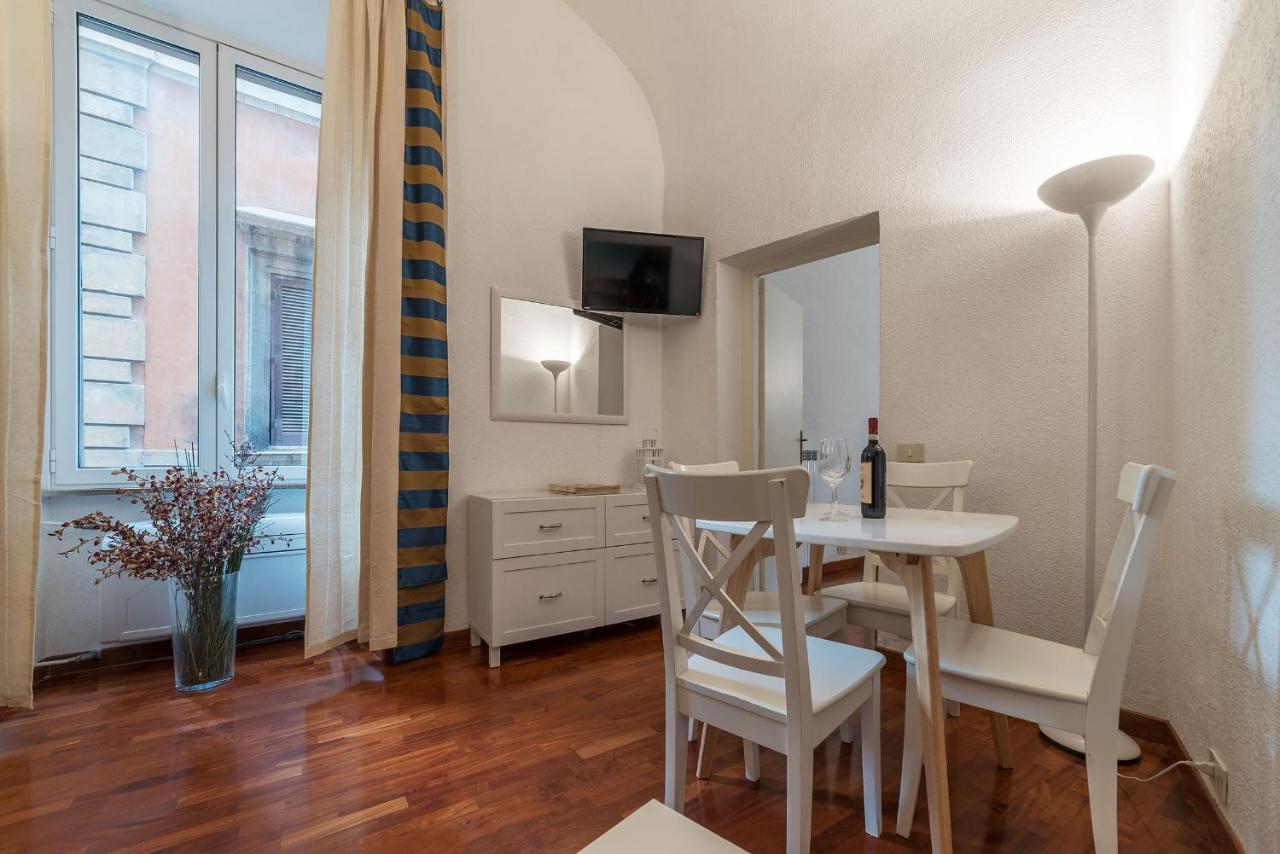 Cs Piazza Venezia Apartment Рим Екстер'єр фото